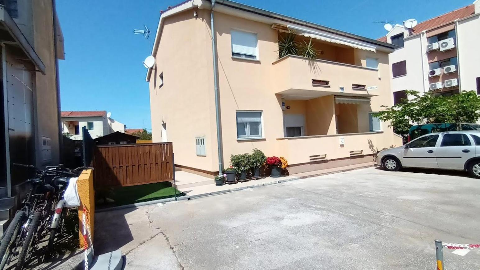 Apartment Marelja - Private Parking And Balcony Zadar Eksteriør billede
