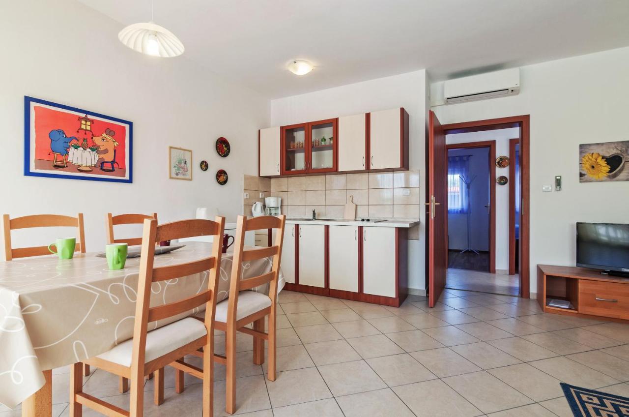 Apartment Marelja - Private Parking And Balcony Zadar Eksteriør billede