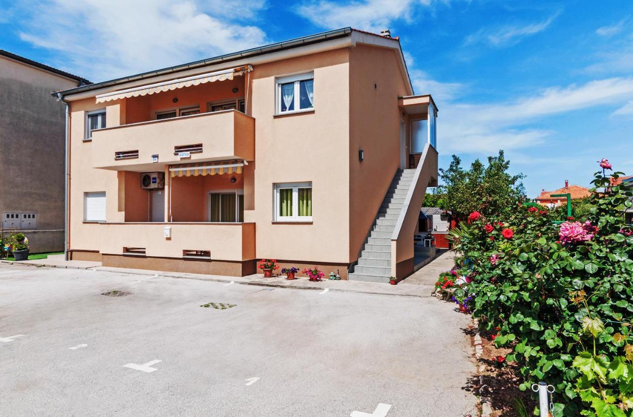 Apartment Marelja - Private Parking And Balcony Zadar Eksteriør billede